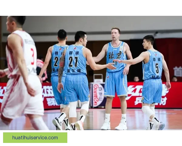 林书豪解析东契奇进攻技巧偏好左侧单打后撤步展现联盟顶级柔和手感