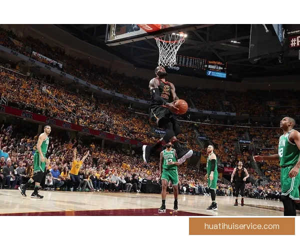 詹姆斯48战77记扣篮再创纪录高效成球队第三进攻核心